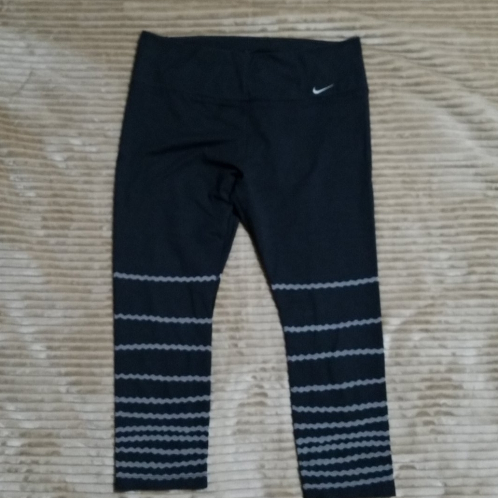 Nike Legging Calf-length
